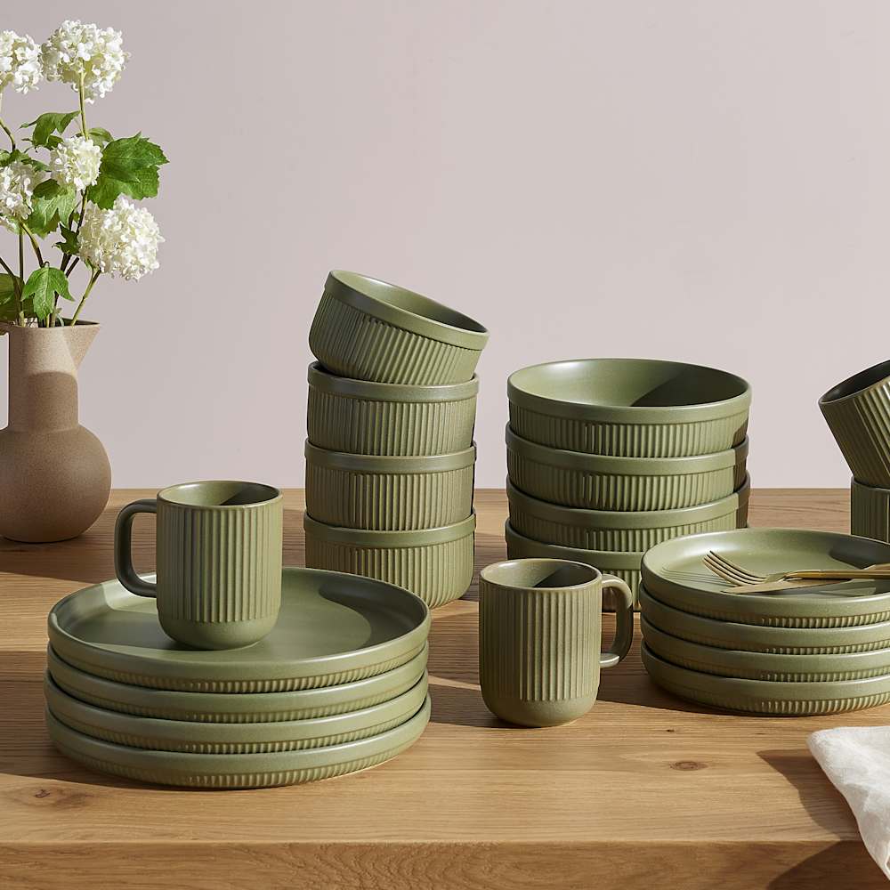 Evelyn-20-Piece-Tea-Dinnerware-Set-Square-Set_1-1715054442