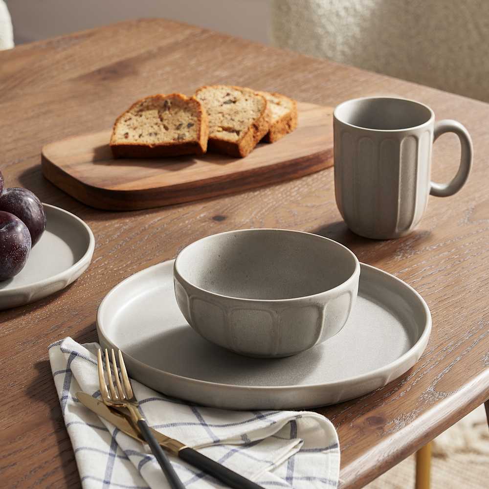 Grace-4-Light-Grey-White-Dinnerware-Set-Square-Set_1-1715064452
