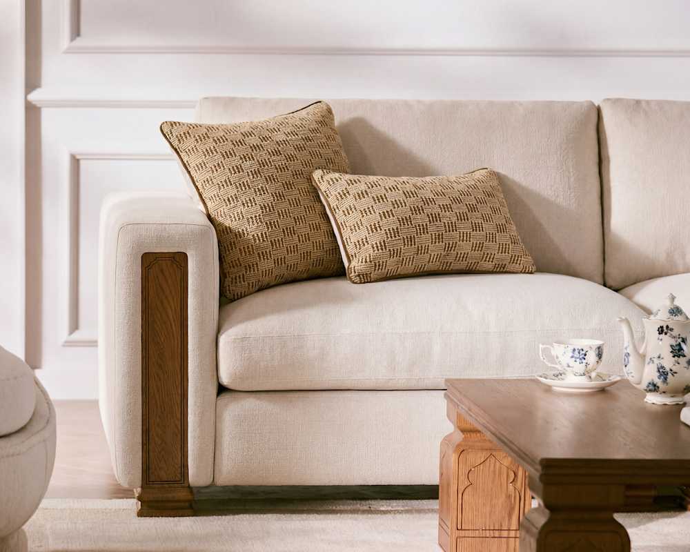 Haris-Throw-Cushion-Mocha-Set_1