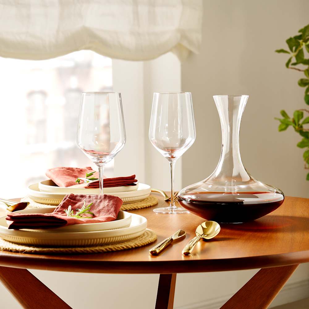 Lucent-Red-Wine-Glasses-Square-Square-Set_3-1747636740